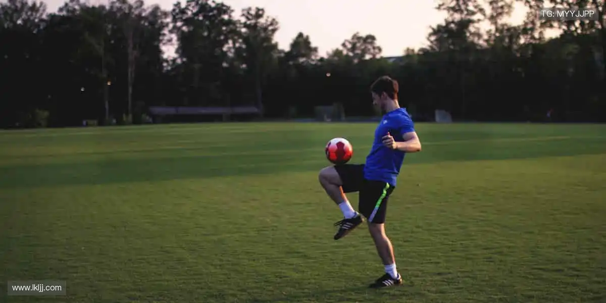 全球赛事同步直播,实时数据掌控赛场!📊 每一秒都不容错过!